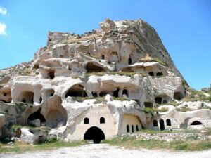 相続空き家を売却する際、遠方に住んでいる場合の注意点は？